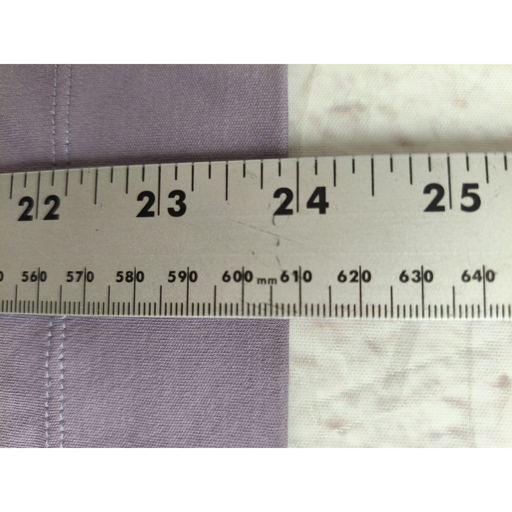 LL Bean Women's Split Neck 100% Supima Cotton Lavender Top Size L 3/4 sleeve - Picture 5 of 6
